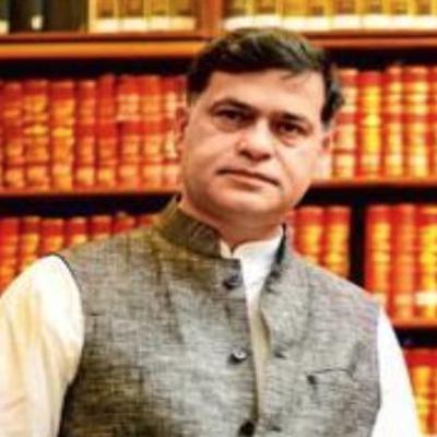 Shri Sidharth Luthra